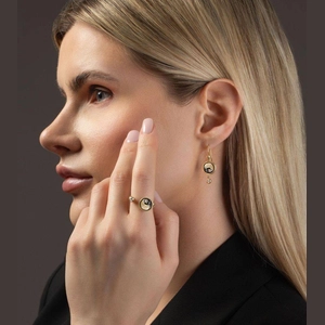 Ring Victoria