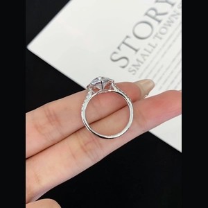 Classic Heart Diamond Ring