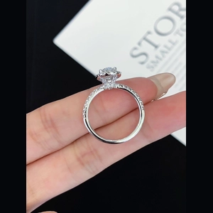 Classic Oval Diamond Ring