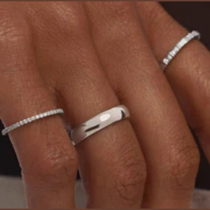 4mm Curve Band   Platinum