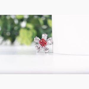 Red Radiant Diamond Ring