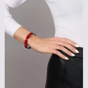 Bordered Bangle Miss